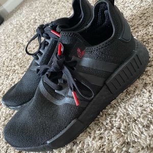 Black/red Adidas NMD size 7 NEVER WORN
